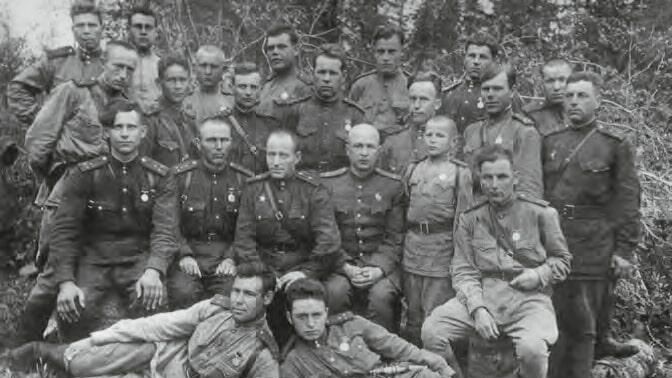 Сотрудники ОКР Смерш 378-й стрелковой дивизии. Волховский фронт. Июль 1943 Сотрудники ОКР Смерш 378-й стрелковой дивизии. Волховский фронт. Июль 1943 - РИА Новости, 1920, 26.02.2025
