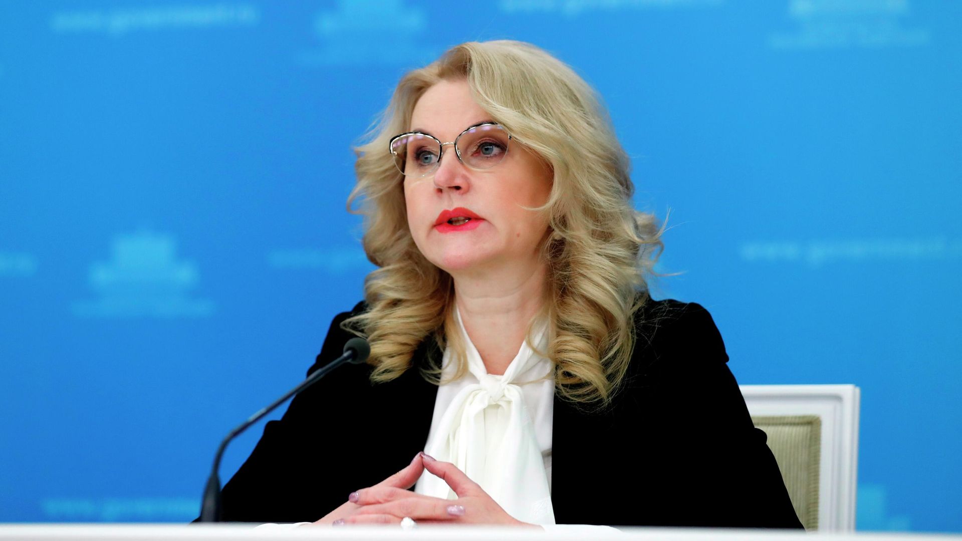 Заместитель председателя правительства РФ Татьяна Голикова во время брифинга в Доме правительства РФ Заместитель председателя правительства РФ Татьяна Голикова во время брифинга в Доме правительства РФ - РИА Новости, 1920, 30.04.2021