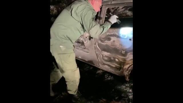 Криминалисты работают на месте убийства семьи с ребенком под Волоколамском Криминалисты работают на месте убийства семьи с ребенком под Волоколамском - РИА Новости, 1920, 05.12.2020