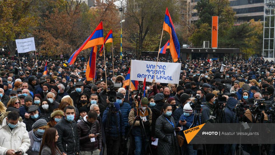 Участники акции протеста оппозиции в Ереване. 5 декабря 2020 Участники акции протеста оппозиции в Ереване. 5 декабря 2020 - РИА Новости, 1920, 05.12.2020