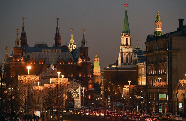 Новогодние украшения на Тверской улице в Москве Новогодние украшения на Тверской улице в Москве