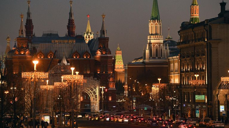 Новогодние украшения на Тверской улице в Москве Новогодние украшения на Тверской улице в Москве