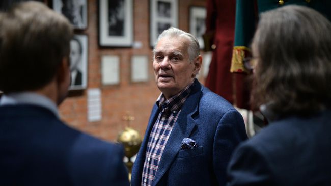 Владимир Андреев на открытии выставки К 90-летию Ермоловского театра в центральном театральном музее имени А.А.Бахрушина в Москве Владимир Андреев на открытии выставки К 90-летию Ермоловского театра в центральном театральном музее имени А.А.Бахрушина в Москве