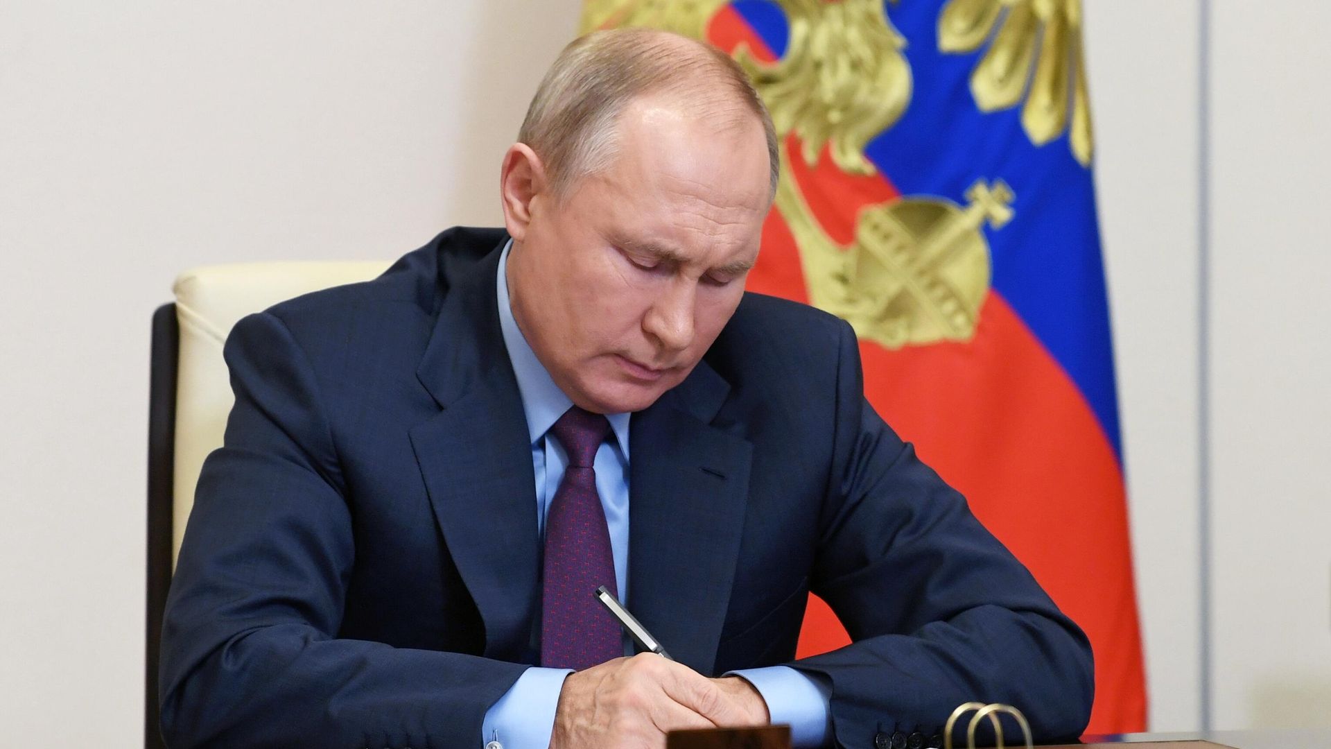 Президент РФ Владимир Путин проводит в режиме видеоконференции заседание Совета по развитию гражданского общества и правам человека Президент РФ Владимир Путин проводит в режиме видеоконференции заседание Совета по развитию гражданского общества и правам человека - РИА Новости, 1920, 10.12.2020