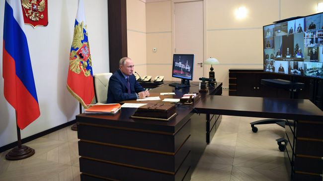 Президент РФ Владимир Путин проводит в режиме видеоконференции заседание Совета по развитию гражданского общества и правам человека