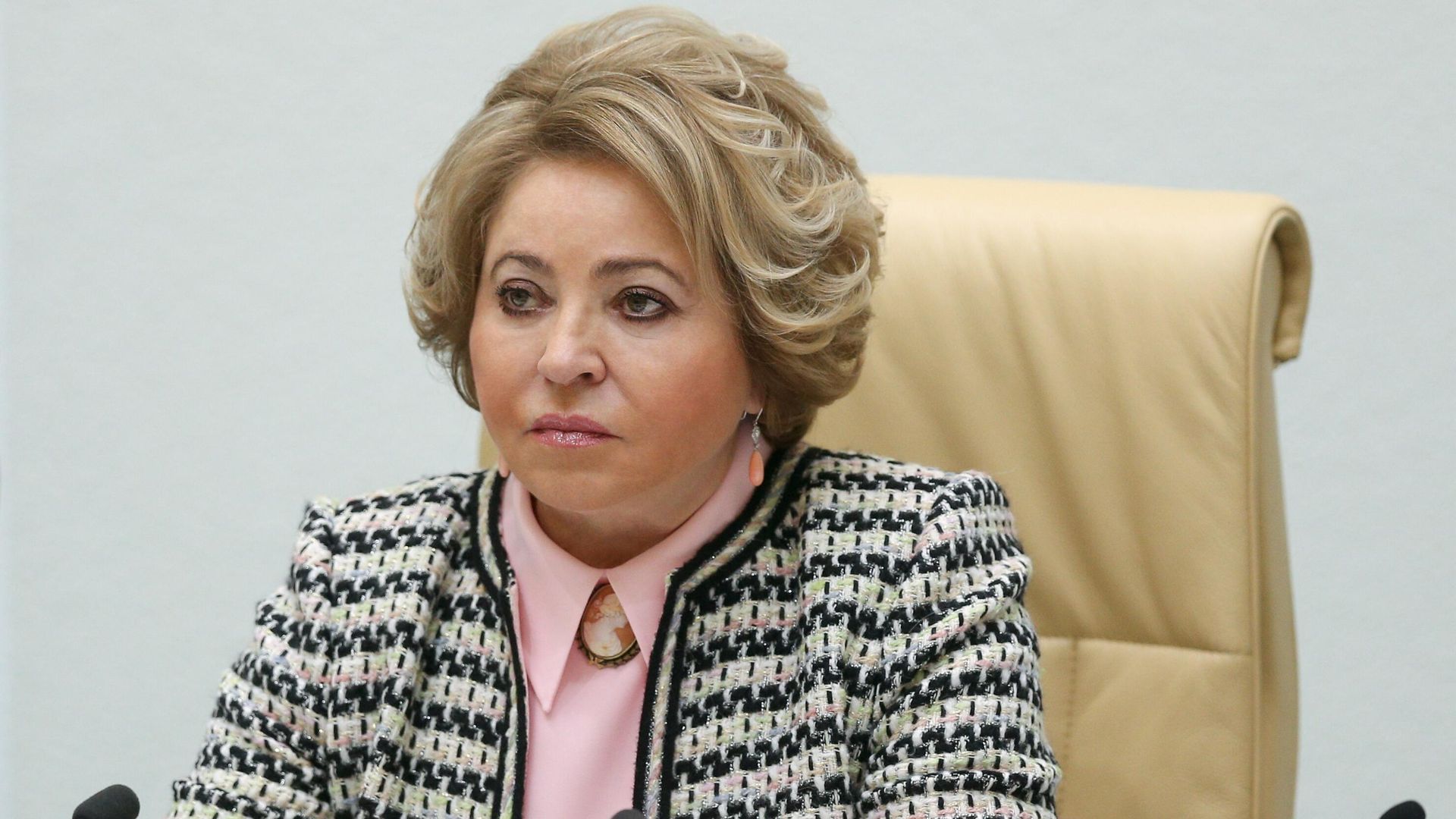 Председатель Совета Федерации РФ Валентина Матвиенко на заседании Совета Федерации РФ Председатель Совета Федерации РФ Валентина Матвиенко на заседании Совета Федерации РФ - РИА Новости, 1920, 27.04.2022