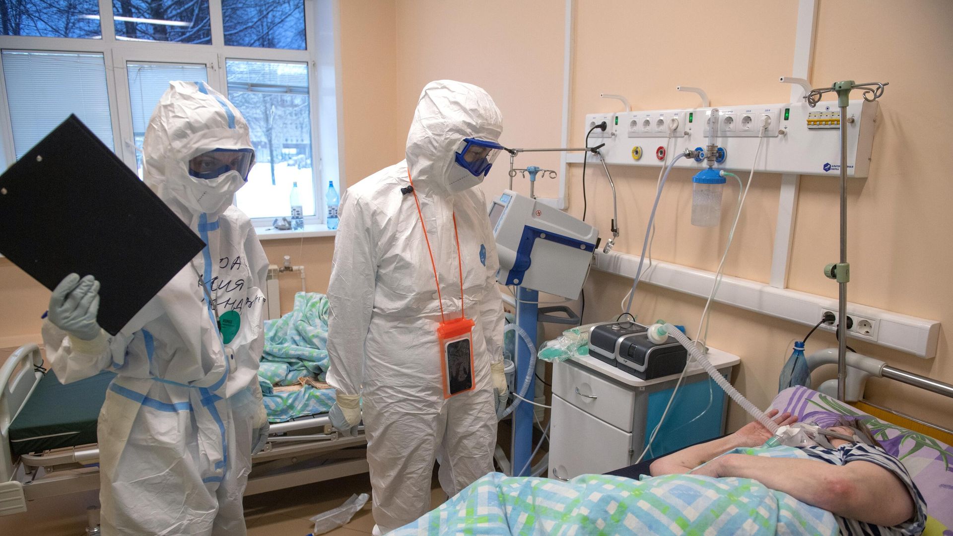 Госпиталь для лечения больных COVID-19 в Тверской областной больнице  - РИА Новости, 1920, 20.12.2020