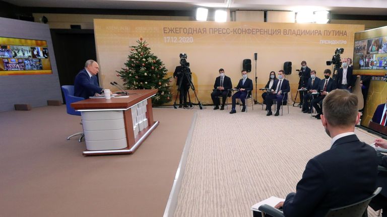 Президент РФ Владимир Путин на большой ежегодной пресс-конференции в режиме видеоконференции Президент РФ Владимир Путин на большой ежегодной пресс-конференции в режиме видеоконференции
