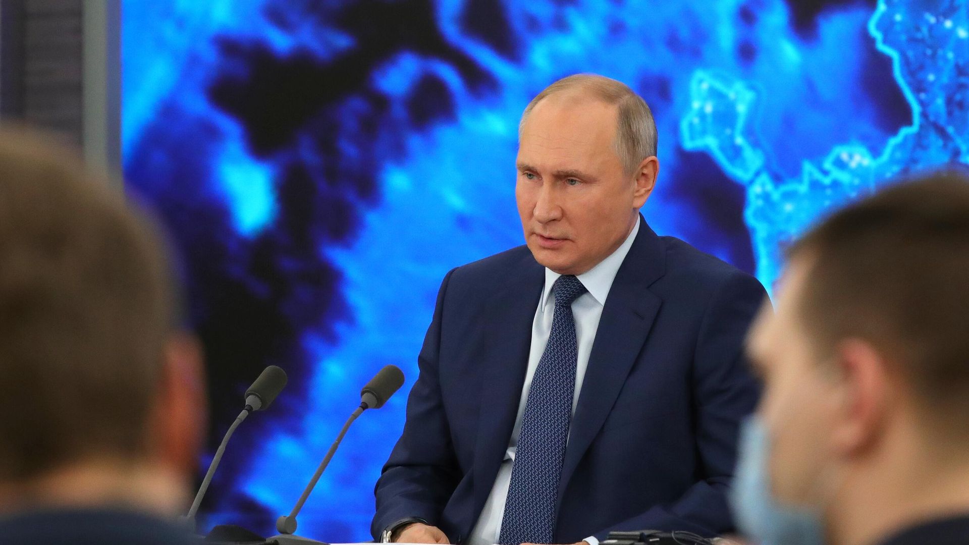 Президент РФ Владимир Путин на большой ежегодной пресс-конференции в режиме видеоконференции Президент РФ Владимир Путин на большой ежегодной пресс-конференции в режиме видеоконференции - РИА Новости, 1920, 17.12.2020
