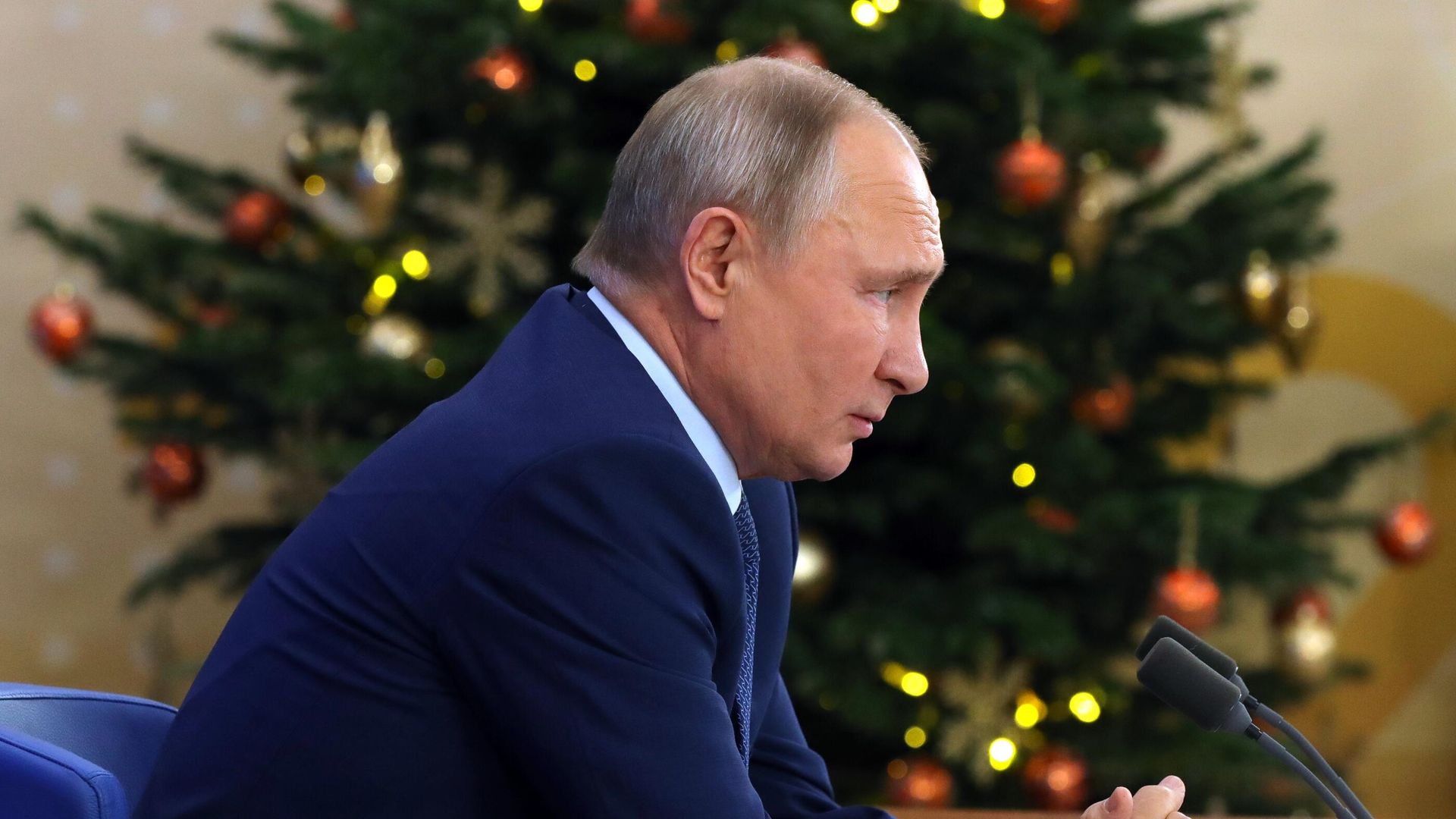 Президент РФ Владимир Путин на большой ежегодной пресс-конференции в режиме видеоконференции Президент РФ Владимир Путин на большой ежегодной пресс-конференции в режиме видеоконференции - РИА Новости, 1920, 30.12.2020