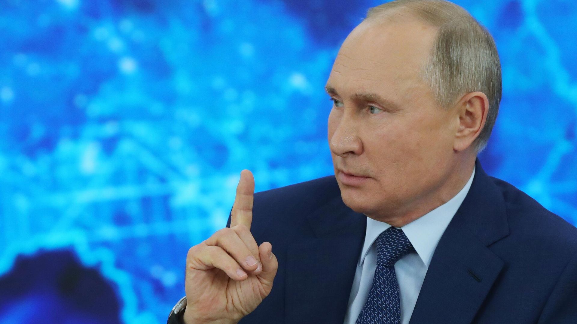Президент РФ Владимир Путин на большой ежегодной пресс-конференции Президент РФ Владимир Путин на большой ежегодной пресс-конференции - РИА Новости, 1920, 23.12.2020