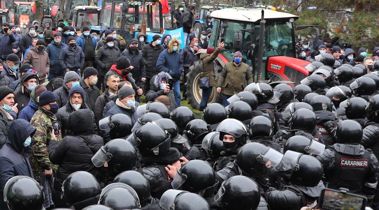 Акция протеста фермеров в Кишиневе Акция протеста фермеров в Кишиневе