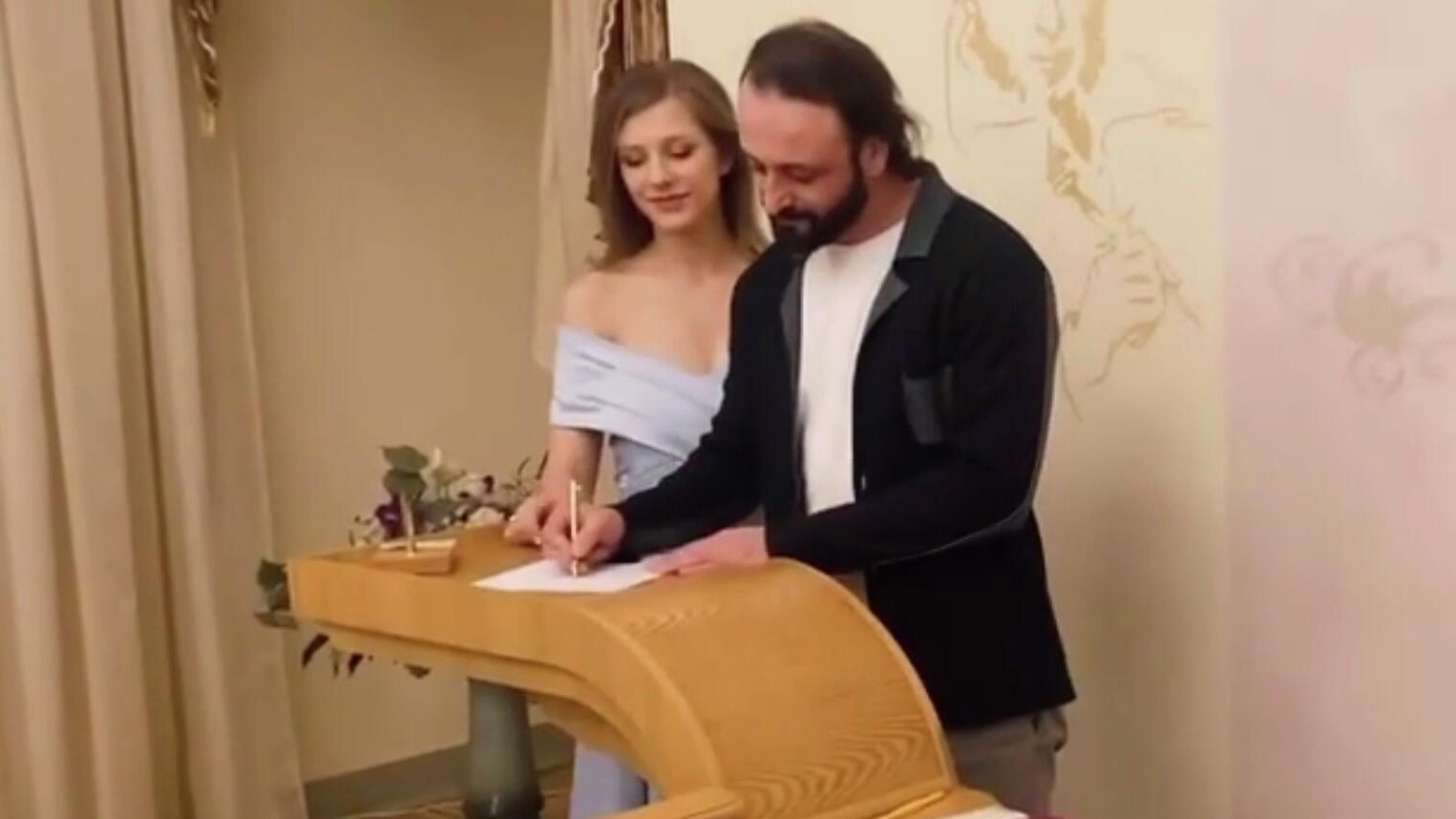 Церемония бракосочетания Ильи Авербуха и Лизы Арзамасовой - РИА Новости, 1920, 21.12.2020