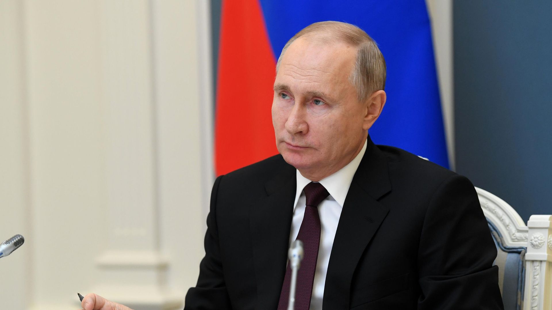 Президент РФ Владимир Путин проводит видеоконференцию о сотрудничестве в области профилактики коронавирусной инфекции Президент РФ Владимир Путин проводит видеоконференцию о сотрудничестве в области профилактики коронавирусной инфекции - РИА Новости, 1920, 22.12.2020