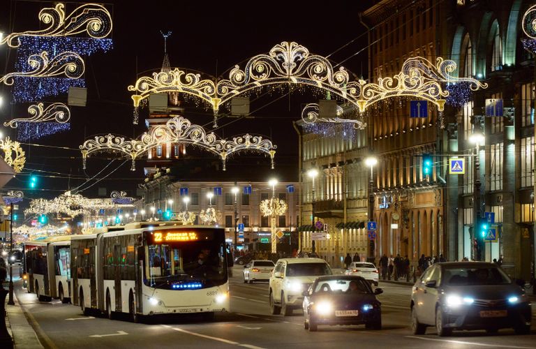 Новогоднее украшение Невского проспекта в Санкт-Петербурге Новогоднее украшение Невского проспекта в Санкт-Петербурге