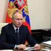 Президент России Владимир Путин проводит в режиме видеоконференции совместное заседание Государственного совета и Совета при президенте РФ по стратегическому развитию и национальным проектам Президент России Владимир Путин проводит в режиме видеоконференции совместное заседание Государственного совета и Совета при президенте РФ по стратегическому развитию и национальным проектам