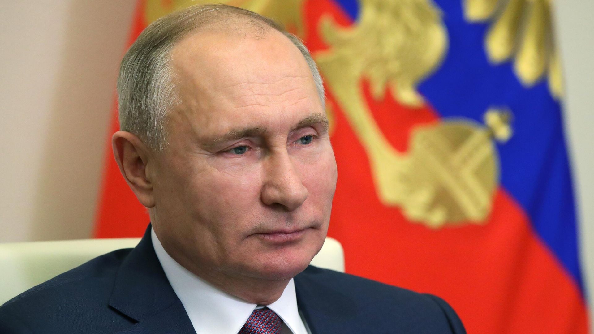 Президент РФ Владимир Путин поздравил членов правительства РФ с наступающим Новым годом Президент РФ Владимир Путин поздравил членов правительства РФ с наступающим Новым годом - РИА Новости, 1920, 31.12.2020