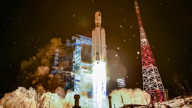 Пуск ракеты-носителя тяжелого класса Ангара-А5 с космодрома Плесецк