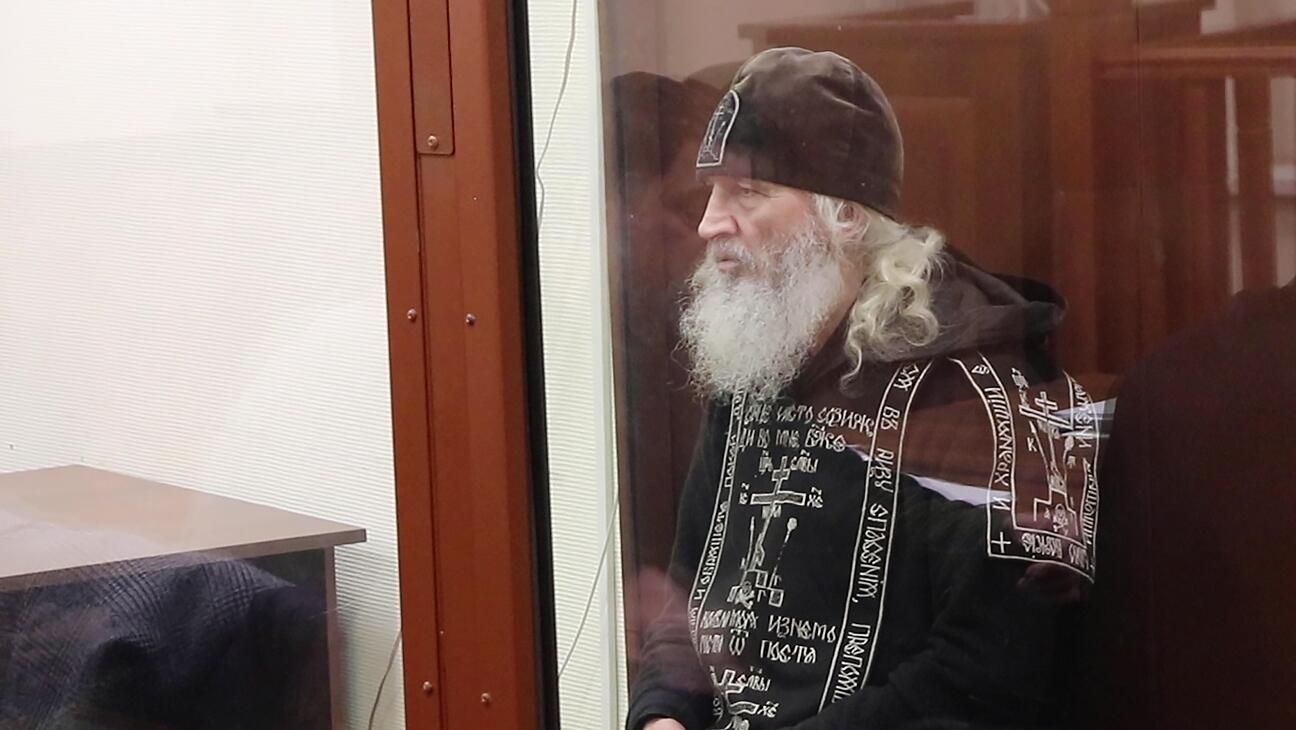 Бывший схимонах Сергий (Николай Романов) в Басманном суде Москвы Бывший схимонах Сергий (Николай Романов) в Басманном суде Москвы - РИА Новости, 1920, 30.12.2020