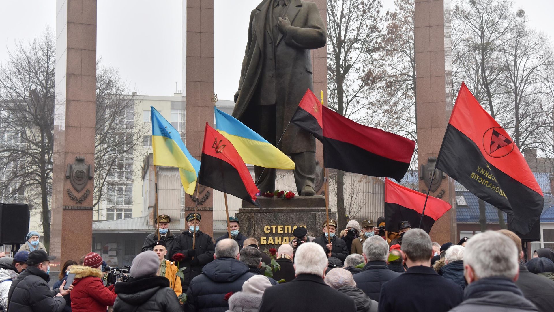 Участники митинга, приуроченного к 112 годовщине со дня рождения Степана Бандеры, во Львове Участники митинга, приуроченного к 112 годовщине со дня рождения Степана Бандеры, во Львове - РИА Новости, 1920, 15.10.2021