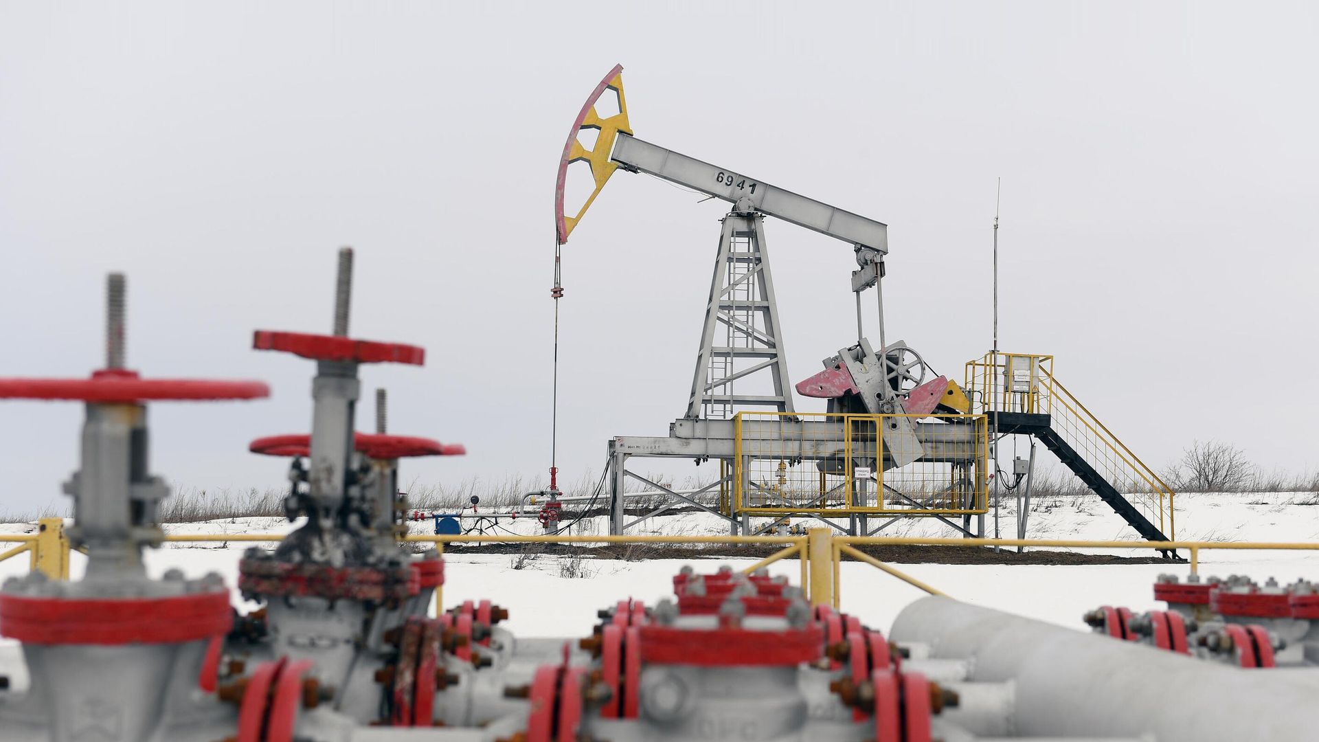Нефтяная качалка в Республике Татарстан Нефтяная качалка в Республике Татарстан - РИА Новости, 1920, 22.03.2021