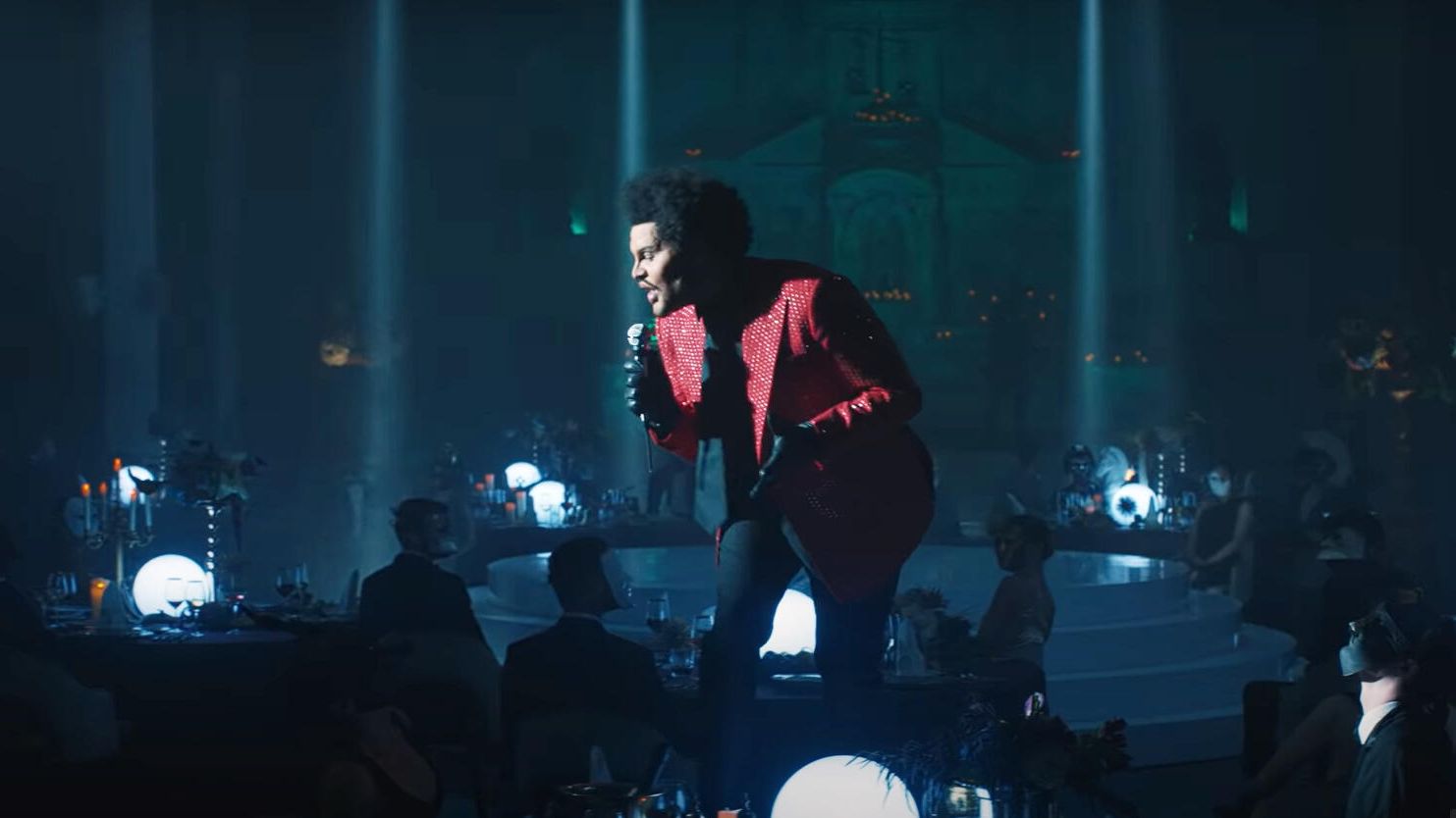 The Weeknd - Save Your Tears. Кадр видео The Weeknd - Save Your Tears. Кадр видео - РИА Новости, 1920, 08.01.2021