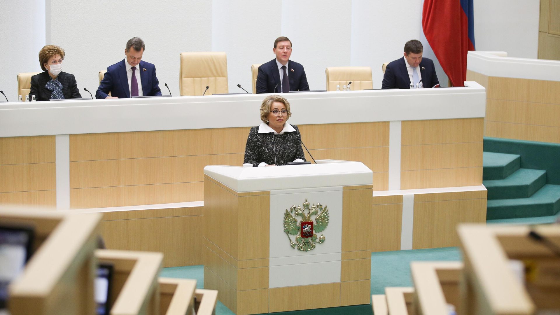 Председатель Совета Федерации РФ Валентина Матвиенко выступает на первом пленарном заседании весенней сессии Совета Федерации РФ Председатель Совета Федерации РФ Валентина Матвиенко выступает на первом пленарном заседании весенней сессии Совета Федерации РФ - РИА Новости, 1920, 02.03.2021