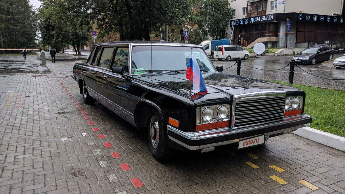 Автомобиль ЗИЛ 4104 41045 Автомобиль ЗИЛ 4104 41045 - РИА Новости, 1920, 25.01.2021