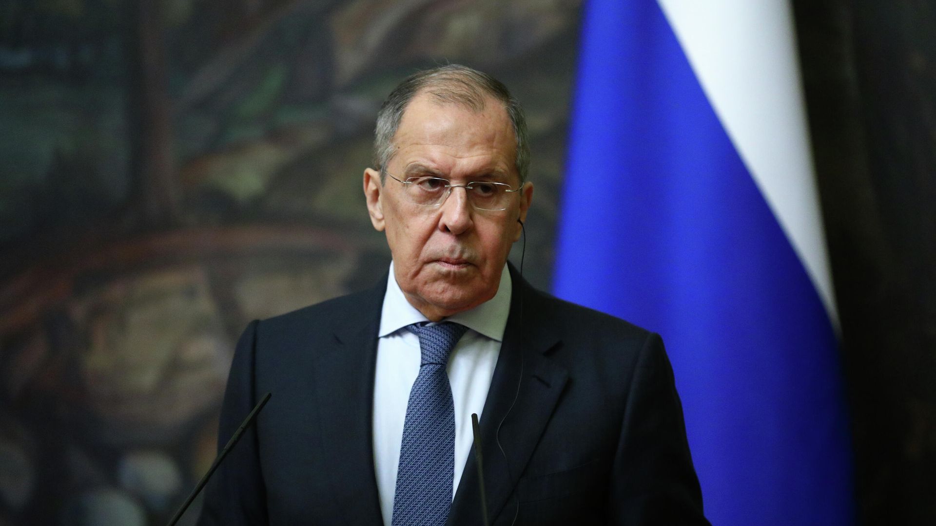 Министр иностранных дел РФ Сергей Лавров во время пресс-конференции по итогам встречи с министром иностранных дел Исламской Республики Иран Мухаммадом Зарифом - РИА Новости, 1920, 05.02.2021