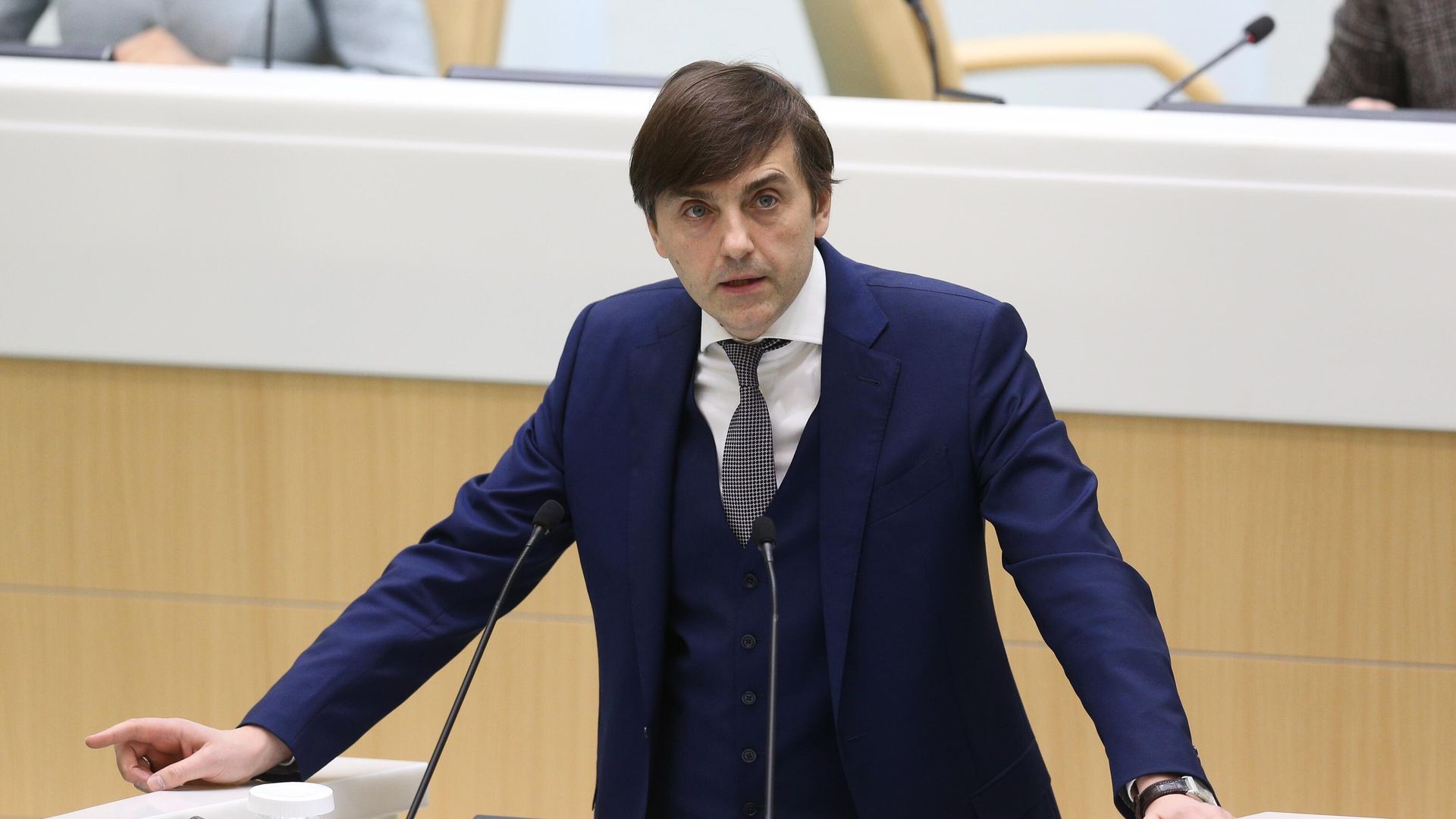 Министр просвещения РФ Сергей Кравцов выступает в рамках правительственного часа на заседании Совета Федерации РФ Министр просвещения РФ Сергей Кравцов выступает в рамках правительственного часа на заседании Совета Федерации РФ - РИА Новости, 1920, 27.04.2022