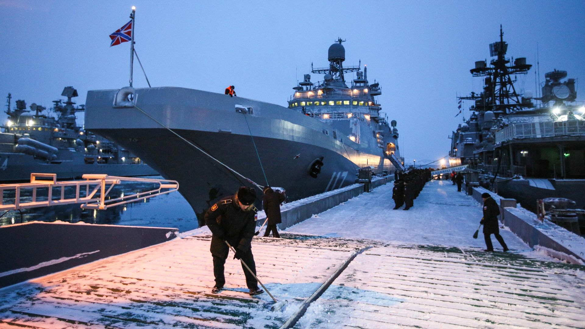 Большой десантный корабль Пётр Моргунов пришел в Североморск Большой десантный корабль Пётр Моргунов пришел в Североморск - РИА Новости, 1920, 30.01.2021