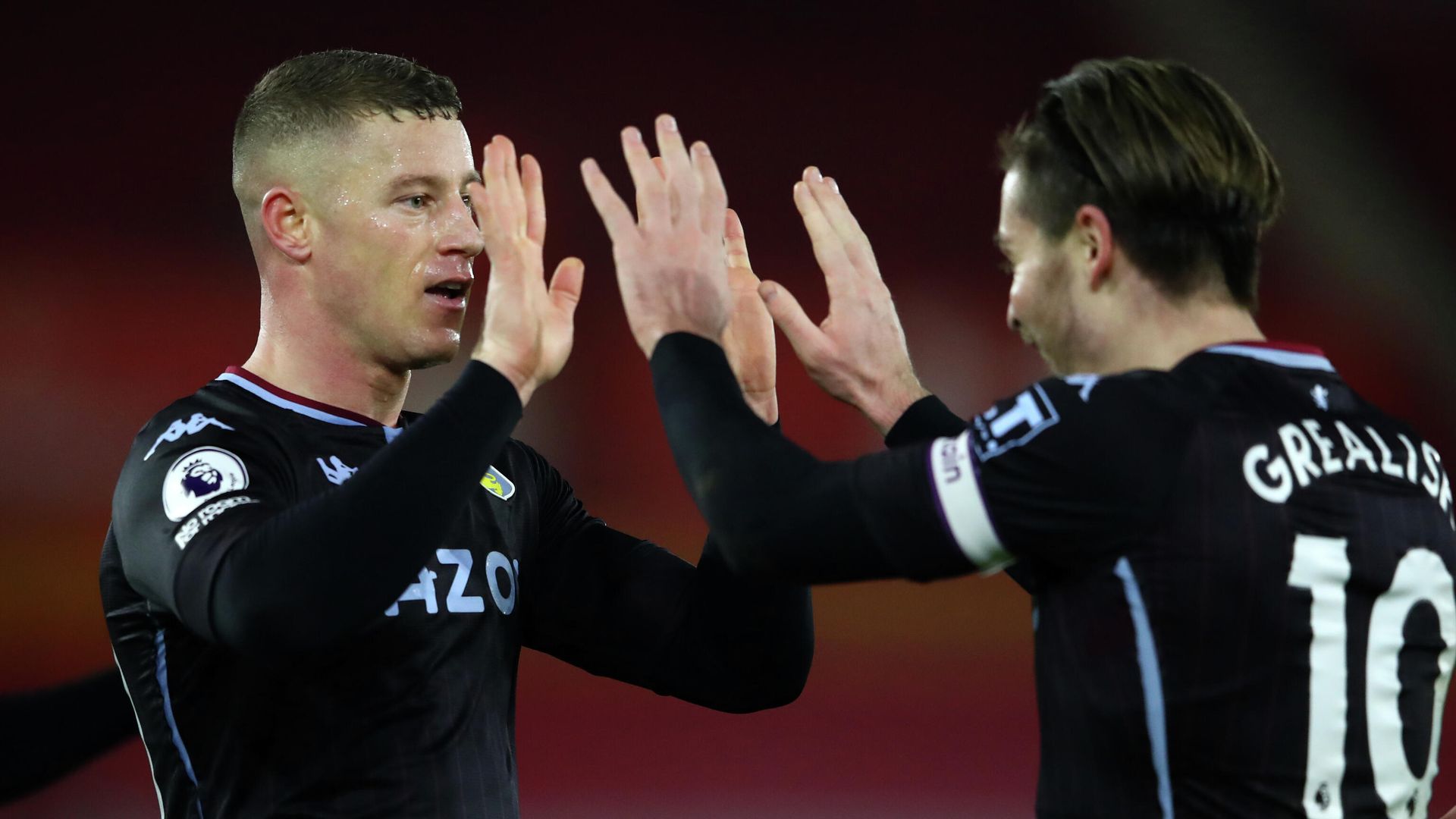 Aston Villa's English midfielder Ross Barkley celebrates with Aston Villa's English midfielder Jack Grealish (R) after scoring the opening goal of the English Premier League football match between Southampton and Aston Villa at St Mary's Stadium in Southampton, southern England on January 30, 2021. (Photo by Michael Steele / POOL / AFP) / RESTRICTED TO EDITORIAL USE. No use with unauthorized audio, video, data, fixture lists, club/league logos or 'live' services. Online in-match use limited to 120 images. An additional 40 images may be used in extra time. No video emulation. Social media in-match use limited to 120 images. An additional 40 images may be used in extra time. No use in betting publications, games or single club/league/player publications. / Aston Villa's English midfielder Ross Barkley celebrates with Aston Villa's English midfielder Jack Grealish (R) after scoring the opening goal of the English Premier League football match between Southampton and Aston Villa at St Mary's Stadium in Southampton, southern England on January 30, 2021. (Photo by Michael Steele / POOL / AFP) / RESTRICTED TO EDITORIAL USE. No use with unauthorized audio, video, data, fixture lists, club/league logos or 'live' services. Online in-match use limited to 120 images. An additional 40 images may be used in extra time. No video emulation. Social media in-match use limited to 120 images. An additional 40 images may be used in extra time. No use in betting publications, games or single club/league/player publications. / - РИА Новости, 1920, 31.01.2021