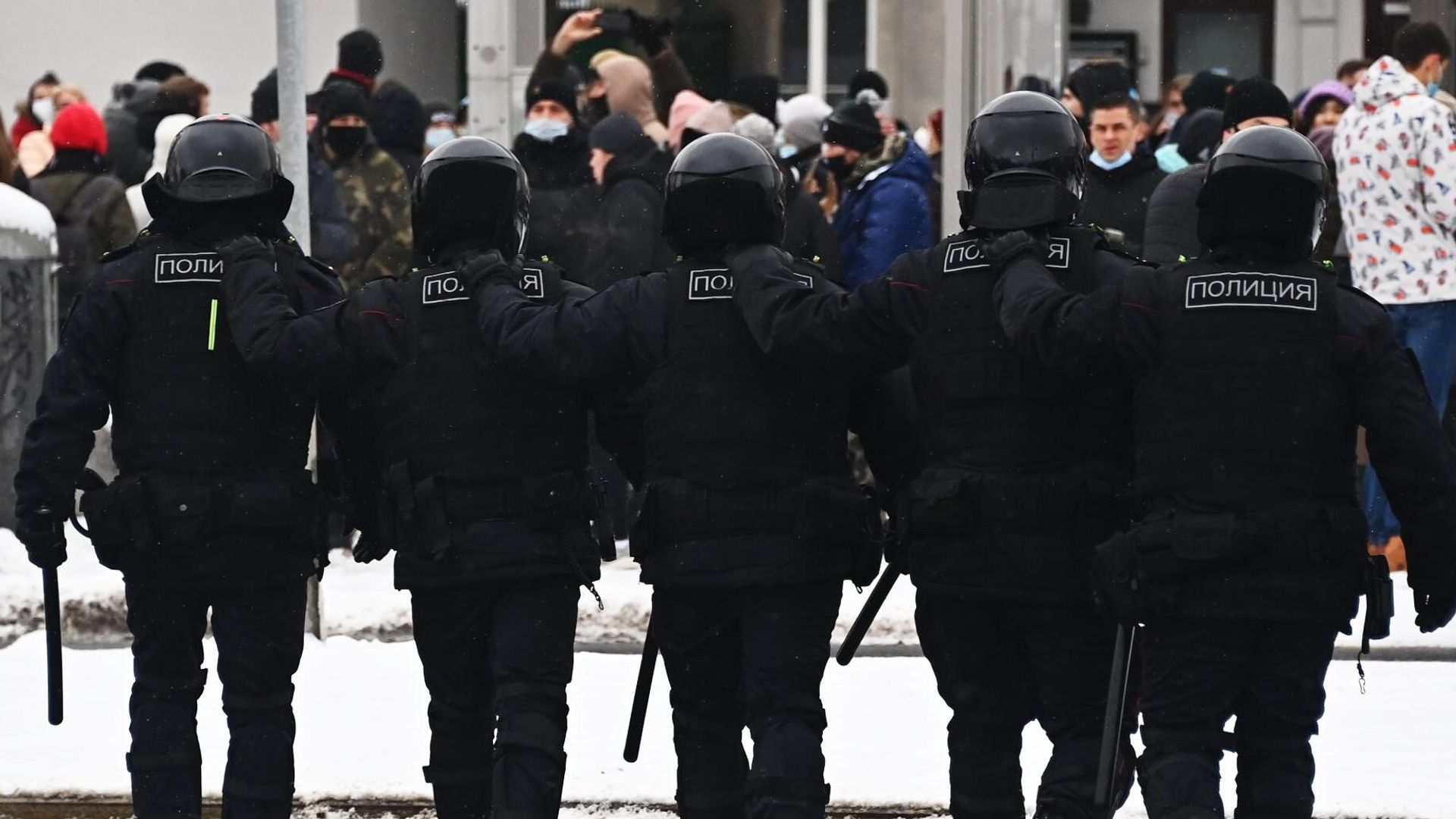 Несанкционированные акции протеста сторонников Алексея Навального в Москве Несанкционированные акции протеста сторонников Алексея Навального в Москве - РИА Новости, 1920, 03.02.2021