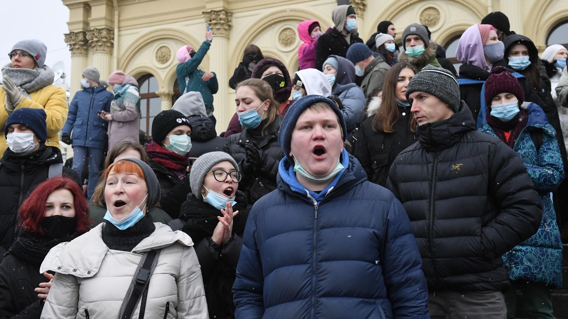 Участники несанкционированной акции сторонников Алексея Навального в Москве Участники несанкционированной акции сторонников Алексея Навального в Москве - РИА Новости, 1920, 09.02.2021