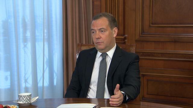 Дмитрий Медведев: Считаю Навального политическим проходимцем Дмитрий Медведев: Считаю Навального политическим проходимцем - РИА Новости, 1920, 01.02.2021
