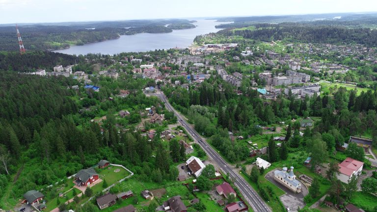 Окрестности города Лахденпохья в Карелии Окрестности города Лахденпохья в Карелии
