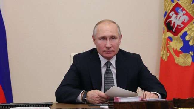 Президент РФ Владимир Путин принимает участие в режиме видеоконференции в совещании судей судов общей юрисдикции и арбитражных судов Президент РФ Владимир Путин принимает участие в режиме видеоконференции в совещании судей судов общей юрисдикции и арбитражных судов