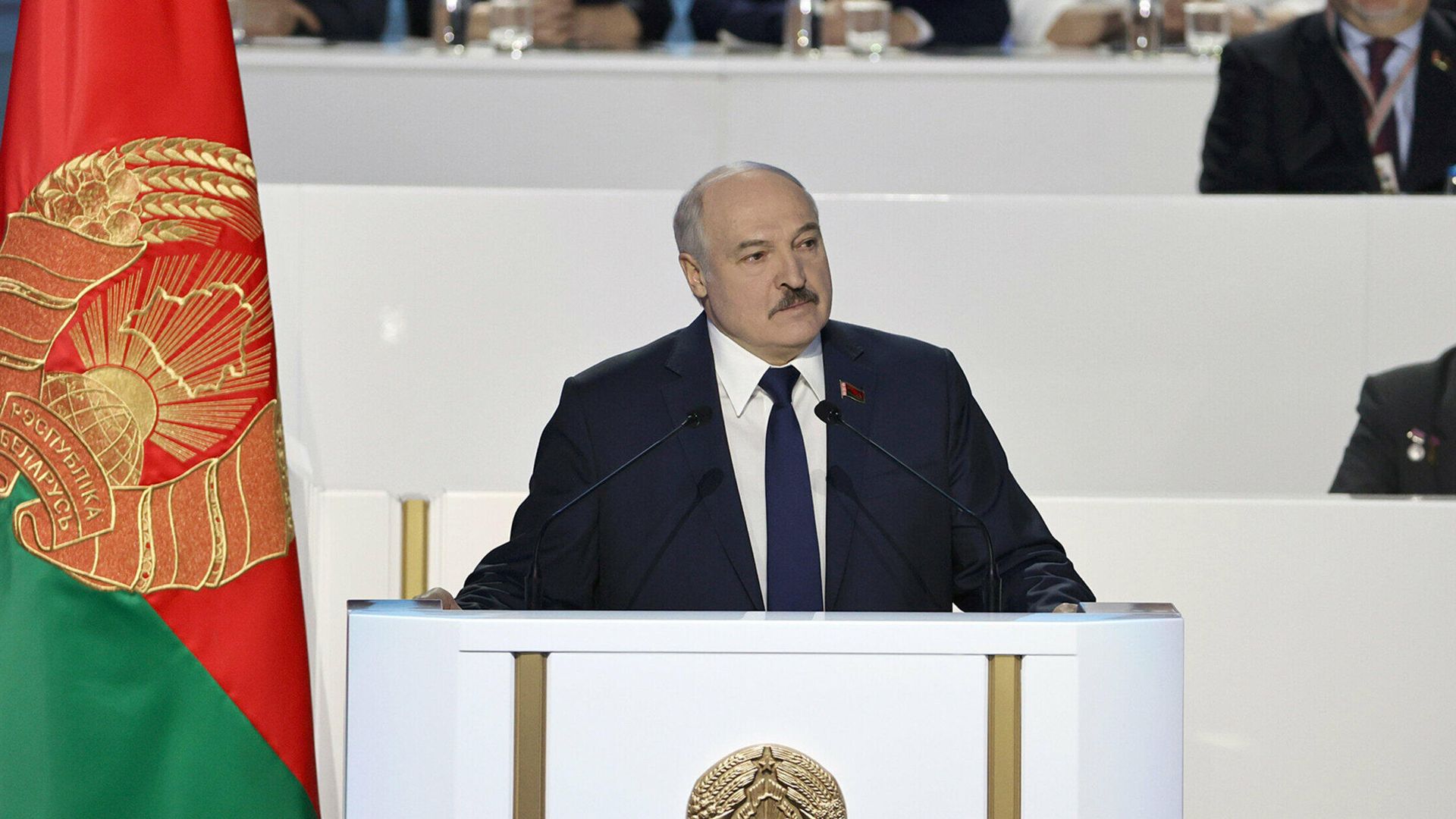 Президент Белоруссии Александр Лукашенко во время выступления на Всебелорусском собрании в Минске Президент Белоруссии Александр Лукашенко во время выступления на Всебелорусском собрании в Минске - РИА Новости, 1920, 11.02.2021