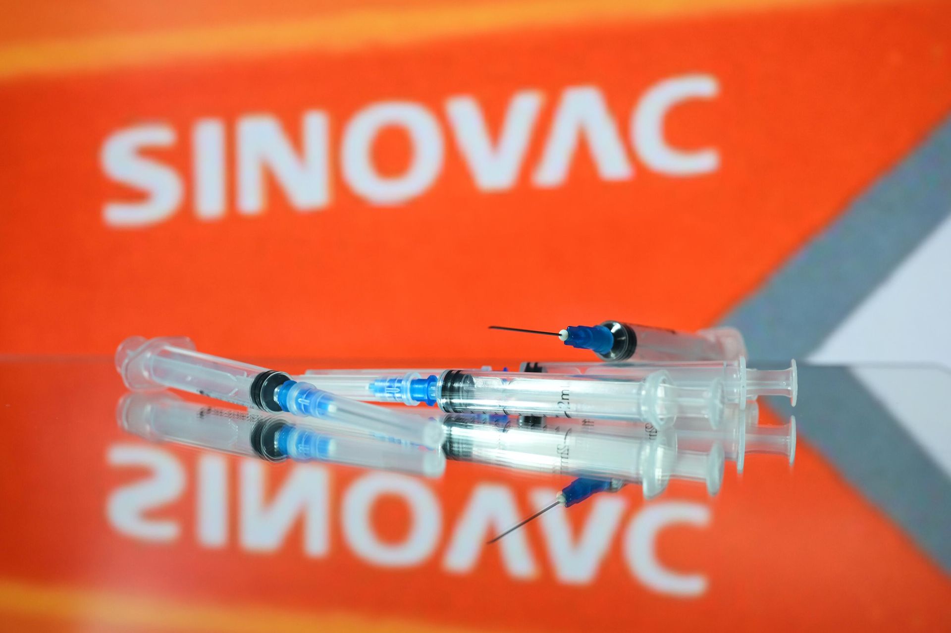 Вакцина СoronaVac китайской компании Sinovac Вакцина СoronaVac китайской компании Sinovac - РИА Новости, 1920, 20.02.2021