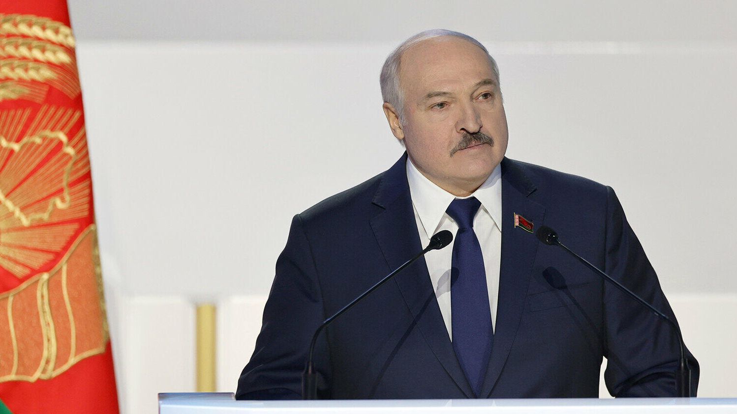 Президент Белоруссии Александр Лукашенко во время выступления на Всебелорусском собрании в Минске Президент Белоруссии Александр Лукашенко во время выступления на Всебелорусском собрании в Минске - РИА Новости, 1920, 26.05.2021