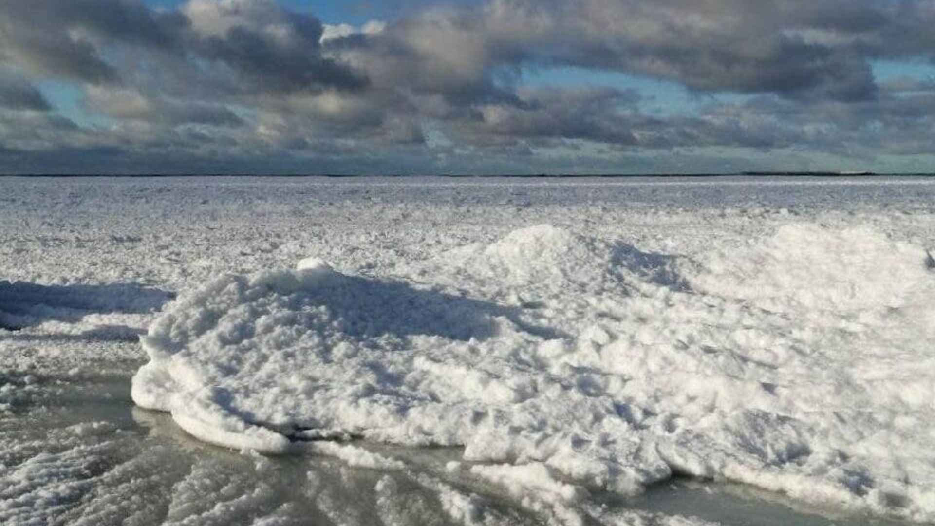 Замерзшее Балтийское море в Калининградской области Замерзшее Балтийское море в Калининградской области - РИА Новости, 1920, 06.02.2026