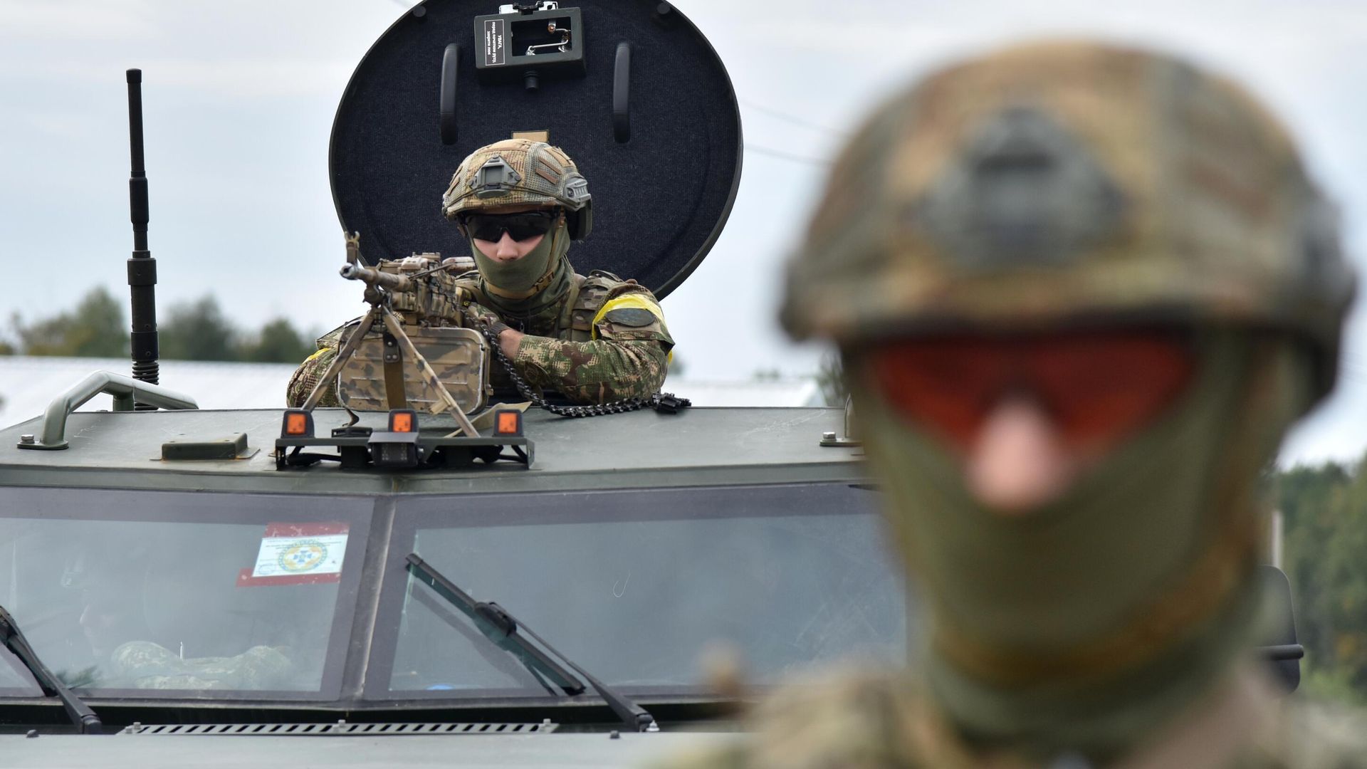 Военнослужащие Украины во время активной фазы совместных военных учений Украины и стран НАТО Rapid Trident-2020 на Яворовском полигоне во Львовской области - РИА Новости, 1920, 17.07.2021