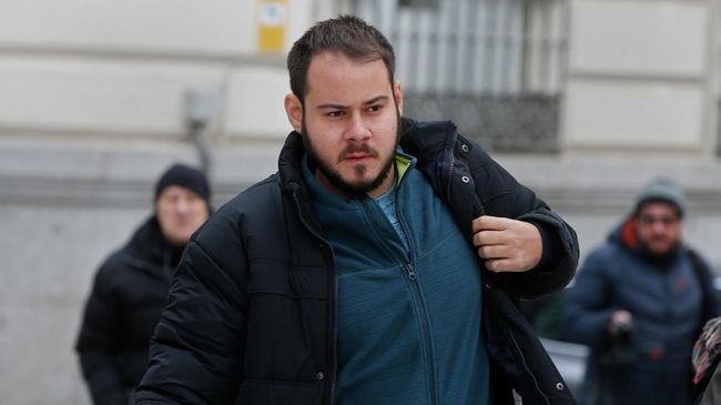 Испанский рэпер Пабло Асель Испанский рэпер Пабло Асель