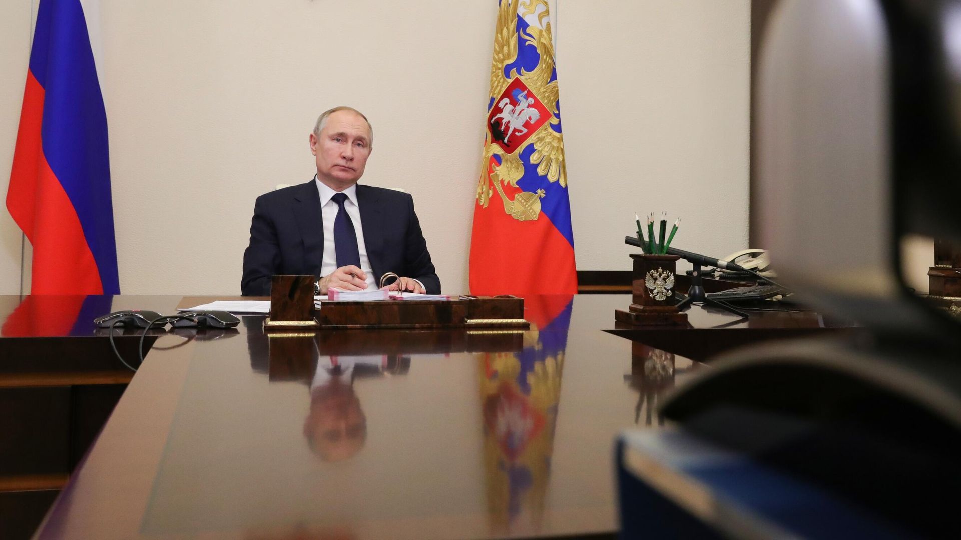 Президент РФ Владимир Путин в режиме видеоконференции проводит встречу с руководителями фракций Государственной Думы РФ Президент РФ Владимир Путин в режиме видеоконференции проводит встречу с руководителями фракций Государственной Думы РФ - РИА Новости, 1920, 17.02.2021