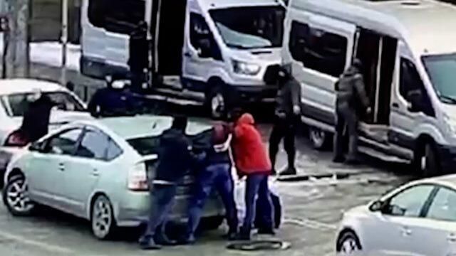 Задержание троих иностранцев с кокаином Задержание троих иностранцев с кокаином - РИА Новости, 1920, 19.02.2021