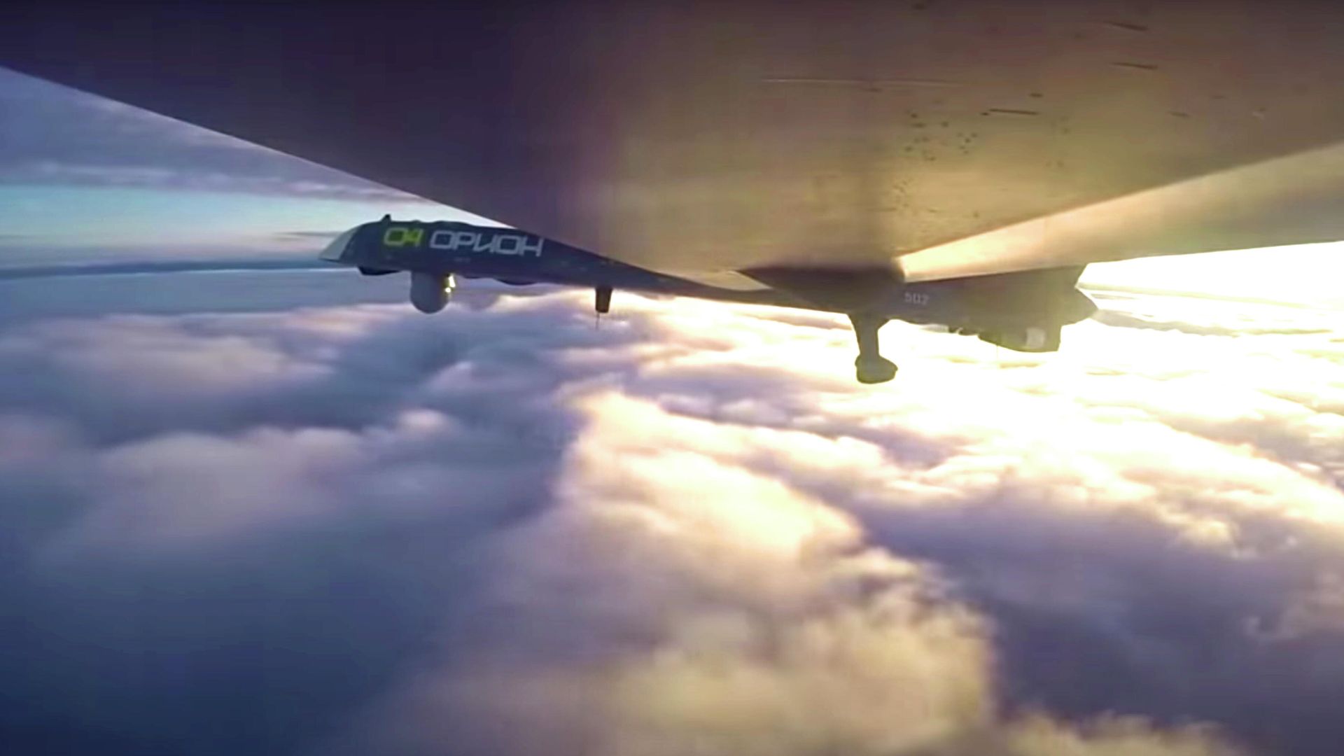Боевой полет беспилотника Орион в Сирии. Кадр видео Боевой полет беспилотника Орион в Сирии. Кадр видео - РИА Новости, 1920, 04.04.2021