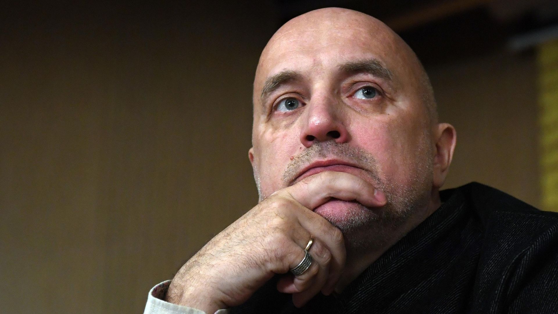 Захар Прилепин на съезде новой объединённой политической партии Справедливая Россия - За правду в Москве Захар Прилепин на съезде новой объединённой политической партии Справедливая Россия - За правду в Москве - РИА Новости, 1920, 20.04.2021