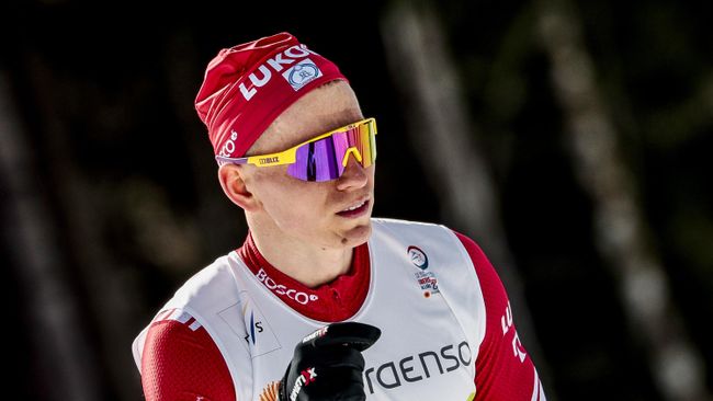 Александр Большунов (Россия) на тренировке перед соревнованиями чемпионата мира по лыжным гонкам.