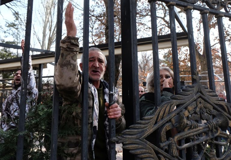 Противники политики премьер-министра Армении Никола Пашиняна на улице Еревана Противники политики премьер-министра Армении Никола Пашиняна на улице Еревана