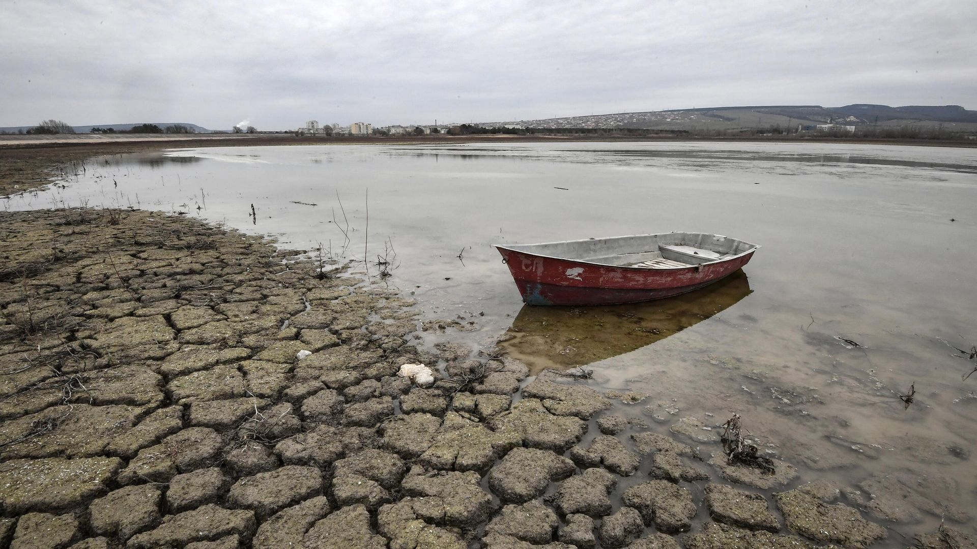 Бахчисарайское водохранилище в Крыму Бахчисарайское водохранилище в Крыму - РИА Новости, 1920, 27.08.2021